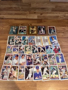 Topps Early 90’s Baseball Card Collection - Picture 1 of 3