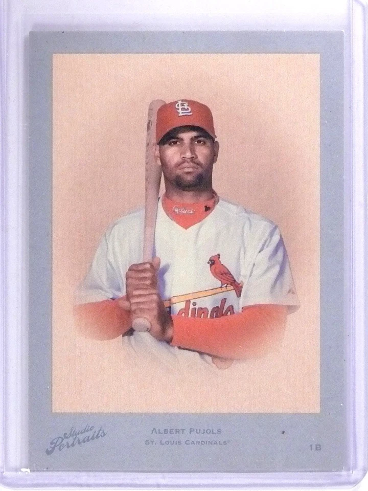 2005 Studio Portraits Leather & Lumber Blue Albert Pujols #D32/40 #SP5 - Image 1 of 1