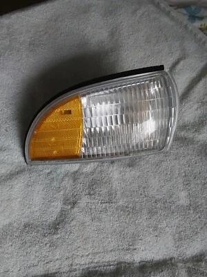 1991 Chevrolet Caprice Passenger Front Light - Image 1 of 2