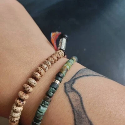 Pulsera de piedra turquesa africana natural piedra verde delicada pulsera ajustable Foto 1 de 2