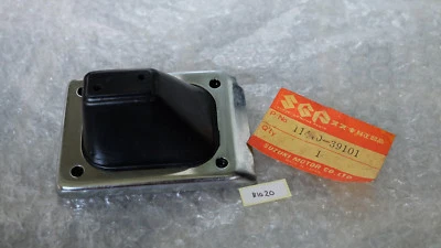 Cubierta superior carburador Suzuki GP100 GP125 compatible con TR125 TR125G TRZ1 NOS 11440-39101 Foto 1 de 4
