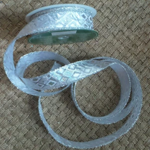 Xmas Ribbon Silver Sheer Sparkling, "Tinsely" Wired Edge 1.5 in. Wide 5 Yds - Bild 1 von 12