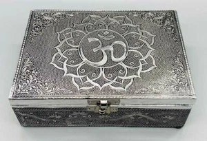 OM BOX - Lined with Velveteen - 5" x 7" - Picture 1 of 1