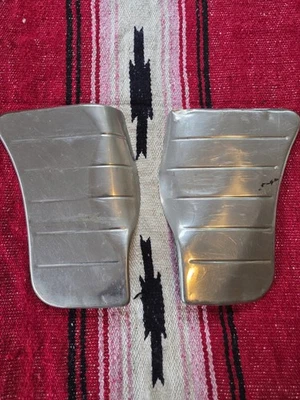 1946 - 1948 CHEVROLET FLEETLINE FLEETMASTER STYLEMASTER GRAVEL GUARDS ROCK TRIM - Image 1 of 4