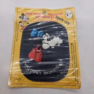 Applique Streamline Vintage Walt Disney Pippo Ferro su Patch - Foto 1 di 3