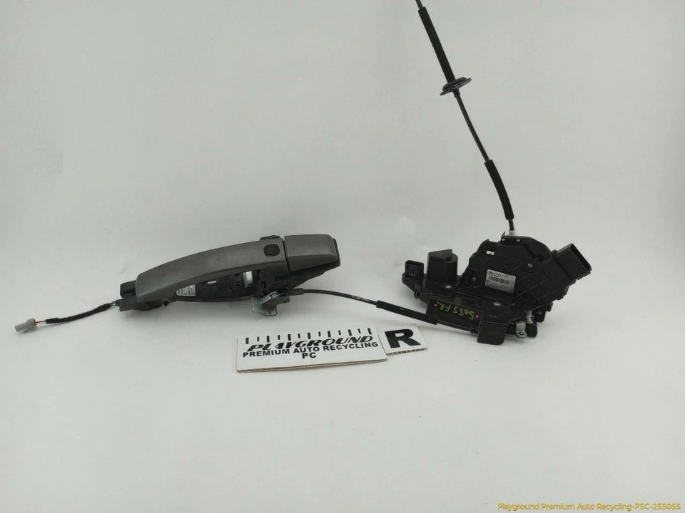 Land Rover LR4 Passenger Right Front Exterior Door Handle & Lock Actuator 10-16 - Image 1 of 4