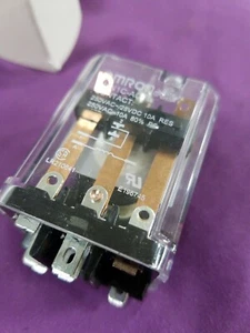 Omron Relais 24vdc SPDT MJN1C-AC24 10A @ 240 V . 1YDD9 Neu Kostenloser Versand - Bild 1 von 1