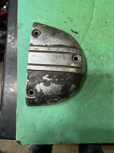 Yamaha RD 350  250 oil pump cover right undamaged - Picture 1 of 8