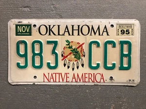 VINTAGE OKLAHOMA NUMMERNSCHILD INDIANER TROMMEL 🥁 FEDERN 🪶 983-CCB 1995 - Bild 1 von 2