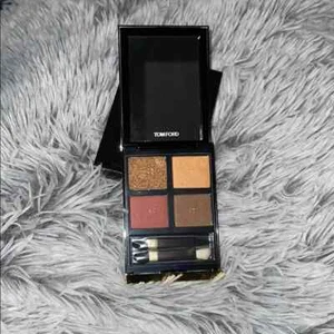 TOM FORD EYE COLOR QUAD 26 SOL LEOPARDO - Imagen 1 de 7