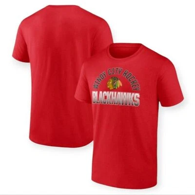 Camiseta pequeña de hockey de los Chicago Blackhawks de la NHL para hombre con logotipo de fanáticos Foto 1 de 4