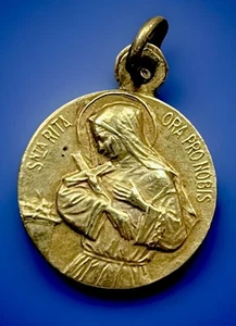 Vintage Catholic St Rita Gold Tone Small Religious Medal - Picture 1 of 3