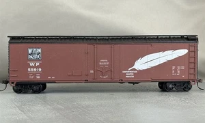 Roundhouse - Western Pacific - 50' P/D Box Car + Wgt # 55919 - Picture 1 of 6