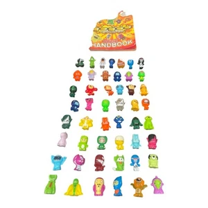 Gogo's Crazy Bones Figures Official Handbook Retro Toy Collectable Job Lot - Picture 1 of 7