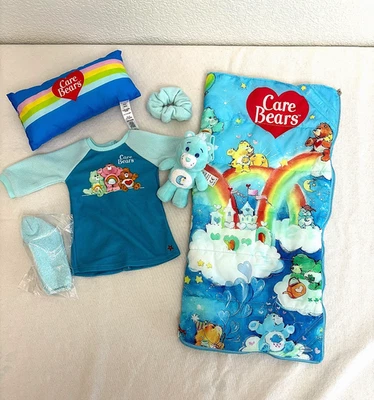 Muñeca American Girl Courtney Cuidado Oso Ropa de cama + Pijama Camisón 2 CONJUNTOS COMPLETOS Foto 1 de 4