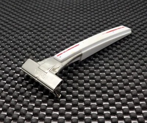 Maquinilla de afeitar de seguridad de un solo filo inyector SCHICK de colección ¡limpia! - Imagen 1 de 4
