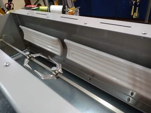 Spiedo elettrico, marca tesnospiedo, con 1 spiedina, cucina senza fumo o odore - Foto 1 di 9