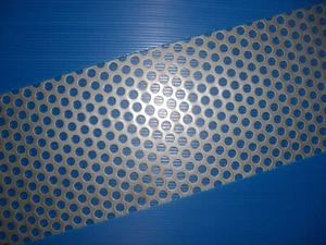 BUCHERT Stahl-Lochblech -Lochung  Rv 12-16 / 1,5 mm - diverse Maße - Zuschnitt - Bild 1 von 1