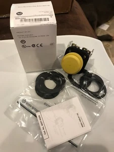 NEW ALLEN BRADLEY 30mm Yellow Momentary Push Button 800H-R9A Series G FAST SHIP - Picture 1 of 5
