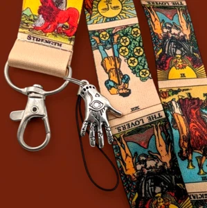 CORDÓN TARJETA TAROT Smith Waite Rider correa para el cuello de la fortuna llavero insignia de identificación Z1 - Imagen 1 de 5