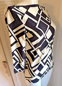 Lauren Ralph Lauren (PM) TOP CLASSICO IN BIANCO E NERO STAMPA GEOMETRICA. Nuovo con etichetta - Foto 1 di 7