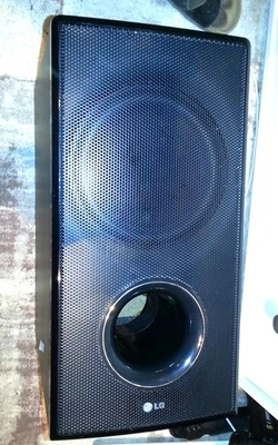LG Subwoofer -  system  model   SH96  TX-W - Bild 1 von 4