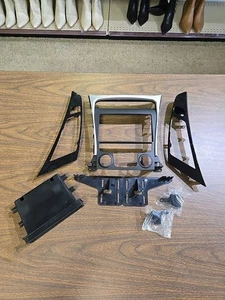 Hyundai Sonata 2011-2013 Car Stereo Dash Kit Metra 99-7342 - Picture 1 of 7