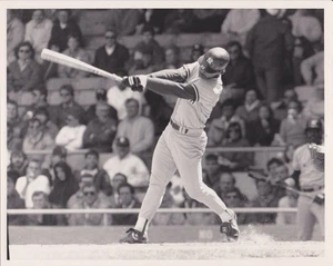 TYPE 1: 1989 Press Photo New York Yankees Baseball Star Don Mattingly - Picture 1 of 2