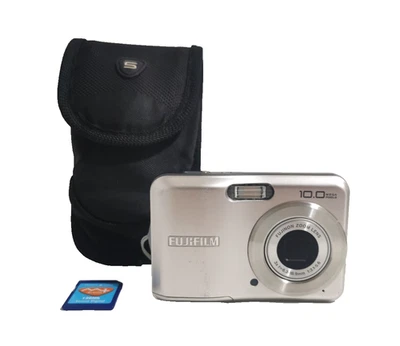Fujifilm Digital Camera FinePix A100 10MP & 128MB Card Working Some Dead Pixels - Image 1 of 4