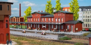 Auhagen 14485 estación Neupreuß N nuevo embalaje original - Imagen 1 de 1