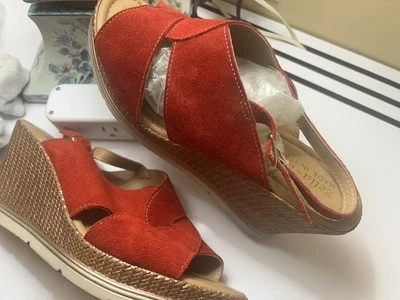 Women's Suede Leather Wedges Made In Italy . Worn Once . Size 11. Wide . - Image 1 of 2