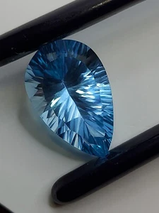 Precision cut blue Topaz gemstone - faceted natural Topaz 14.80 CTS - Picture 1 of 11