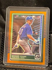 Michael Young 2025 Donruss Optic Orange #171/199 - Rangers - Imagen 1 de 2