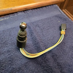 GM USED Side View Mirror Control Switch  From 1995 Cadillac Fleetwood - Picture 1 of 7