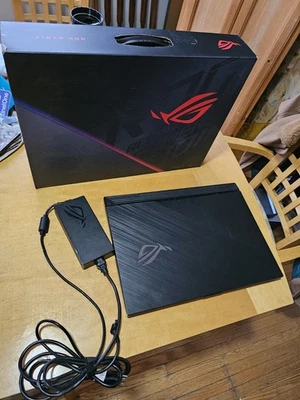 Asus ROG Strix G712LV i7-10750H 16GB RAM 512GB SSD RTX 2060 Excellent Condition  - Bild 1 von 4