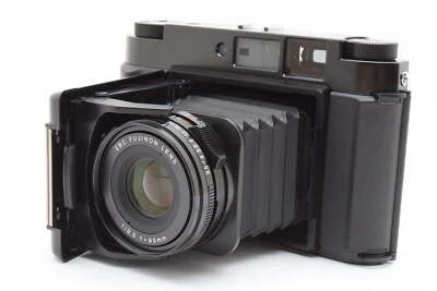 Cámara fotográfica profesional negra Fuji Fujifilm GF670 CLA'd [COMO NUEVA con capucha] JAPÓN Foto 1 de 4