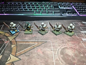 Skaven Clanrats x5 - Plastic Ratmen Warriors Warhammer Quest 1987 Monopose - Picture 1 of 4