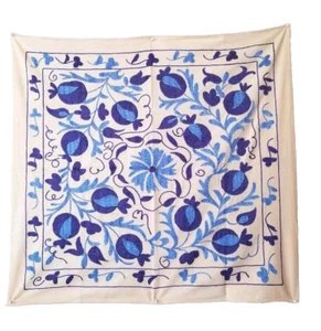 TABLE TOP - WALL HANGING - UZBEK SQUARE SUZANI - SILK EMBROIDERY ON COTTON - Picture 1 of 9