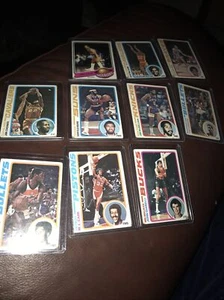 1978 Top Basketball lotto di 9 carte - Foto 1 di 6