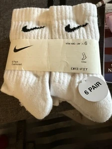 NIKE Boys Socks Crew Lightweight School Everyday Kids 6 Pair Shoe Size 10C-3Y - Picture 1 of 2