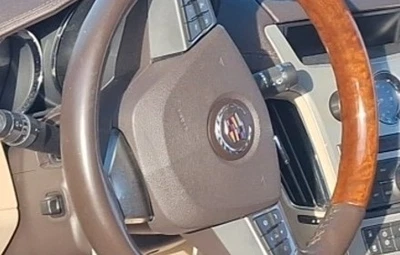 Bolsa de aire bolsa de aire para rueda del conductor Cadillac CTS 2009-2010 OEM LKQ Foto 1 de 3