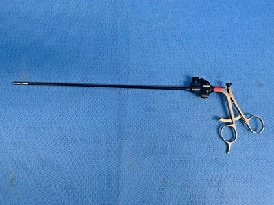 Stryker, 250-080-234 Laparoscopic Ratchet Handle And Shaft W/Dissector Insert - Image 1 of 4