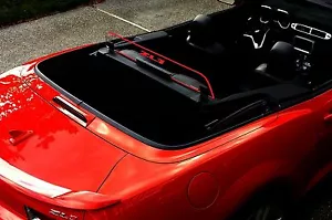 Bloqueador de Parabrisas Camaro 5 ZL1 Rojo Convertible Deflector Restrinctor de Vientos - Imagen 1 de 2