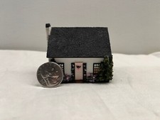 1996 1/144 scale Pat Russo House Dollhouse Miniature Model Cape Cod #3 White