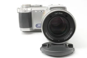 SONY Sony DSC-F707 Digital Still Camera - Picture 1 of 11