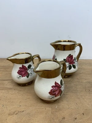 Vintage Wade England, Pitcher Jugs with floral and copper design - Image 1 of 3