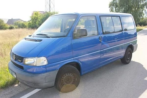 T4 Multivan, EZ 06/2000, blau, 75kW, TÜV 05/27, Anhängerkupplung - Bild 1 von 9