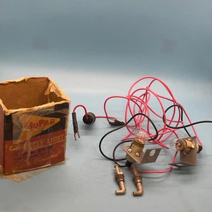 NOS OEM Mopar Courtesy Light 2096 386 1960 Plymouth Dodge Dart - Picture 1 of 5