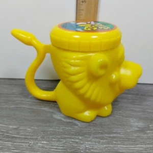 Vintage gelbe Schnabeltasse in Löwenform Wild Sip Kleinkind Tasse - Bild 1 von 1