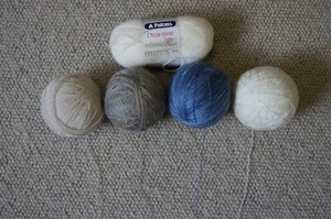 Assorted lace yarn/wool for knitting/crochet - Picture 1 of 1